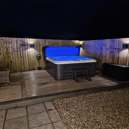 No 1 The Paddock - Spacious Holiday Home With A Hot Tub Bude Buitenkant foto