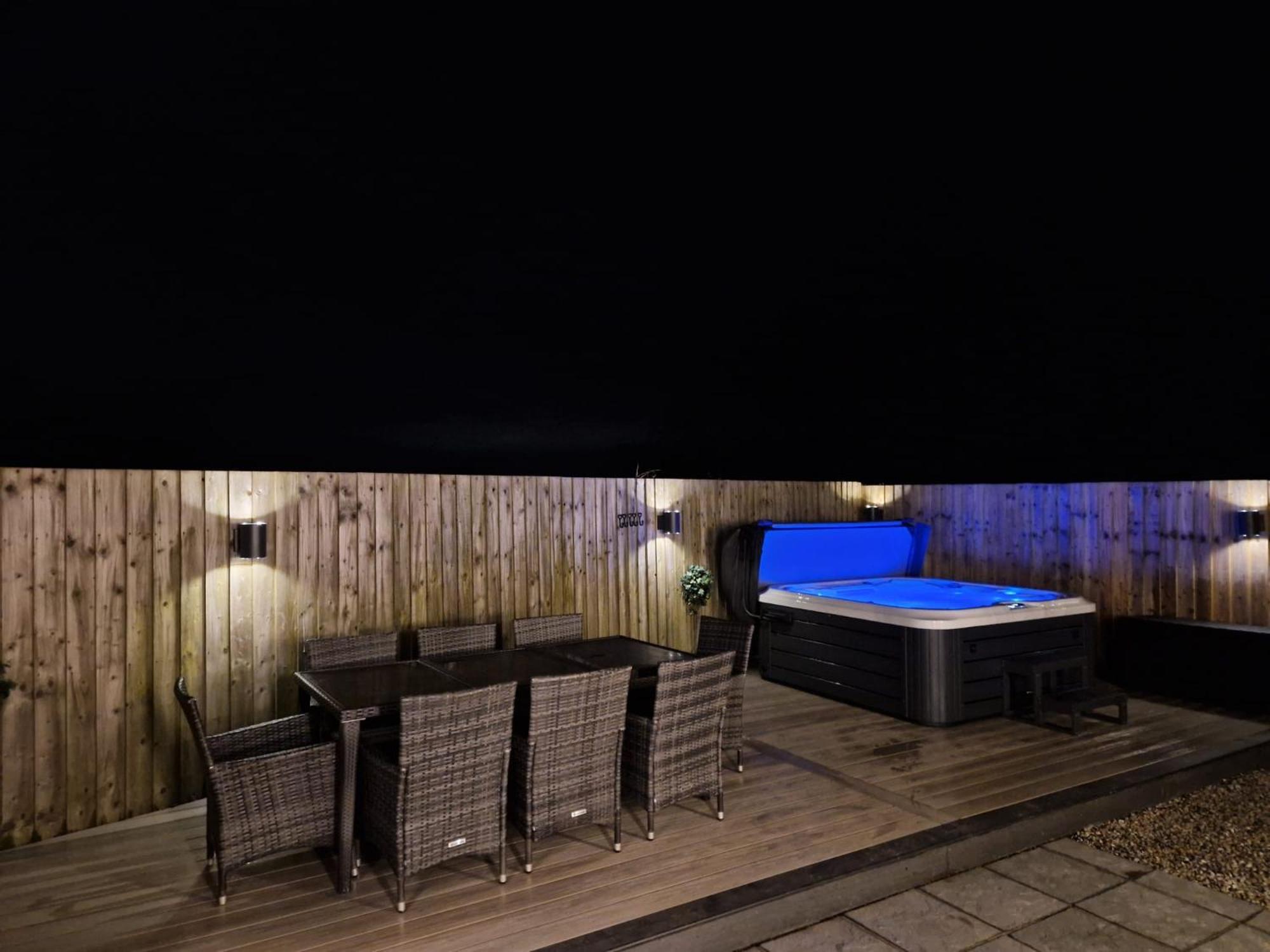 No 1 The Paddock - Spacious Holiday Home With A Hot Tub Bude Buitenkant foto